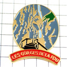 ピンバッジ・峡谷ハイキング山歩き GORGES-DE-LA-FOU FRANCE