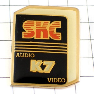 ピンバッジ・ビデオカセットＫ７録画 SKC KOREA AUDIO-VIDEO-TAPE K7