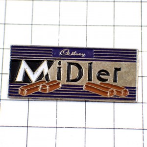 ピンバッジ・棒チョコレートお菓子 CHOCOLAT CADBURY MIDLER