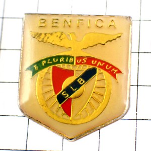 ピンバッジ・ポルトガルSLベンフィカ紋章サッカー球 BENFICA LISBOA PORTUGAL