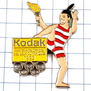 ピンバッジ・写真コダックの女の子オリンピック五輪スポンサービンテージ中古品 KODAK ALBERTVILLE