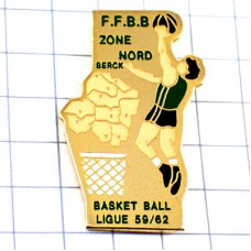 ピンバッジ・バスケットボール選手ゴール球 FFBB FEDERATION-FRANCAISE-DE-BASKETBALL FRANCE