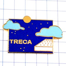 ピンバッジ・トレカ満月の夜マットレス寝具サヴィニャック画 TRECA SAVIGNAC