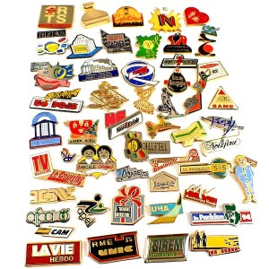 フランス ピンズ 雑貨 ヴィンテージ ピンバッジまとめて50個セット まとめ売り 大量 フレンチ ビンテージ 広告 香水壜テレトン小鳥など