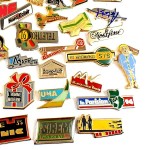 フランス ピンズ 雑貨 ヴィンテージ ピンバッジまとめて50個セット まとめ売り 大量 フレンチ ビンテージ 広告 香水壜テレトン小鳥など