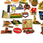 フランス ピンズ 雑貨 ヴィンテージ ピンバッジまとめて50個セット まとめ売り 大量 フレンチ ビンテージ 広告 ボディビルダー陸上競技ランナーなど