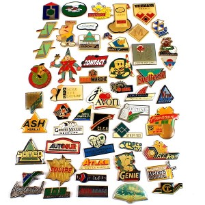 フランス ピンズ 雑貨 ヴィンテージ ピンバッジまとめて50個セット まとめ売り 大量 フレンチ ビンテージ 広告 エイボン化粧品アルベールビルＭなど
