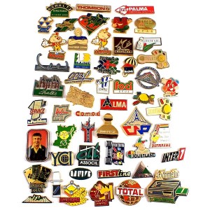 フランス ピンズ 雑貨 ヴィンテージ ピンバッジまとめて50個セット まとめ売り 大量 フレンチ ビンテージ 広告 写真パリジャン紙など