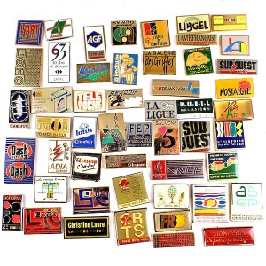 フランス ピンズ 雑貨 ヴィンテージ ピンバッジまとめて50個セット まとめ売り 大量 フレンチ ビンテージ 広告 四角いコレクション洗剤ダッシュなど