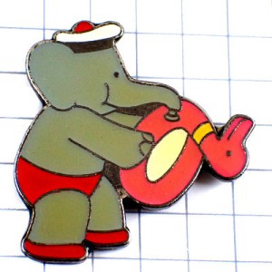 ピンバッジ・ぞうのババールと家鴨アヒルの浮き輪 BABAR