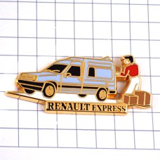 ピンバッジ・ルノーたくさん荷物を運ぶ車 RENAULT FRANCE