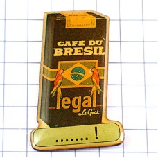 ピンバッジ・コーヒー珈琲ブラジル国旗と熱帯の鳥 CAFE LEGAL