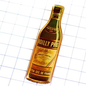 ピンバッジ・ノイリープラット酒瓶 NOILLY-PRAT FRANCE