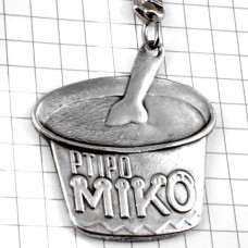 キーホルダー・MIKOカップのアイスクリーム銀色シルバー小さなサジ匙 MIKO