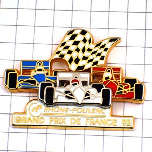 ピンバッジ・F1レース車チェッカーフラッグ旗グランプリ３台フランス国旗色トリコロール RENAULT FRANCE