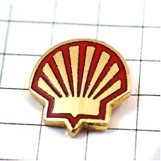 ピンバッジ・赤い二枚貝シェル石油 SHELL ENGLAND