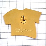 ピンバッジ・ピンク色Ｔシャツ洋服