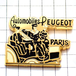 ピンバッジ・プジョー車パリ乗客アンティークカー後部座席に従者 PEUGEOT FRANCE