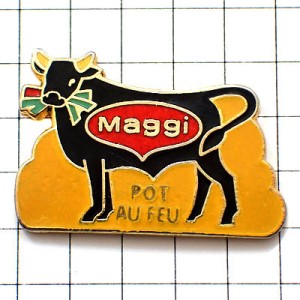 ピンバッジ・マギー社ポトフー草を食べる黒牛 MAGGI POT-AU-FEU FRANCE