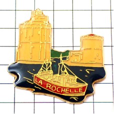 ピンバッジ・船ボートとお城ラロシェル LA-ROCHELLE