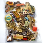 フランス ピンズ 雑貨 ヴィンテージ ピンバッジまとめて50個セット まとめ売り 大量 フレンチ ビンテージ 広告 センサス釣り針リス銀行ボルビックなど