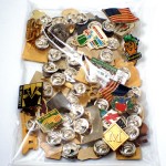 フランス ピンズ 雑貨 ヴィンテージ ピンバッジまとめて50個セット まとめ売り 大量 フレンチ ビンテージ 広告 ニンジン国旗アメリカ本ランナー黄色い車カンヌ映画祭など