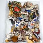 フランス ピンズ 雑貨 ヴィンテージ ピンバッジまとめて50個セット まとめ売り 大量 フレンチ ビンテージ 広告 ランナー真っ赤なハート鳥ダンス民族舞踊など