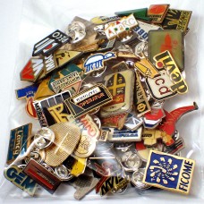 フランス ピンズ 雑貨 ヴィンテージ ピンバッジまとめて50個セット まとめ売り 大量 フレンチ ビンテージ 広告 ポーター受話器アベピエール神父ライオン紋章自転車虫など