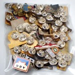 フランス ピンズ 雑貨 ヴィンテージ ピンバッジまとめて50個セット まとめ売り 大量 フレンチ ビンテージ 広告 ポーター受話器アベピエール神父ライオン紋章自転車虫など