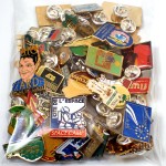 フランス ピンズ 雑貨 ヴィンテージ ピンバッジまとめて50個セット まとめ売り 大量 フレンチ ビンテージ 広告 ヘルメットF1スキー学校子ども宇宙飛行士魚など