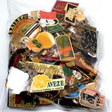 フランス ピンズ 雑貨 ヴィンテージ ピンバッジまとめて50個セット まとめ売り 大量 フレンチ ビンテージ 広告 ニコラ酒ペリエ女の子コカコーラ栓コーヒーなど