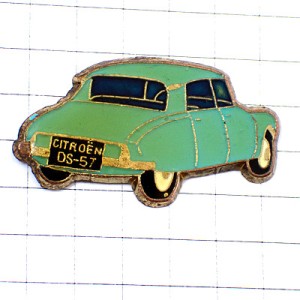 ピンバッジ・シトロエンDS車ペパーミントグリーン色 CITROEN-DS CITROEN FRANCE