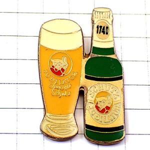 ピンバッジ・アルザスのビール酒ジョッキと瓶