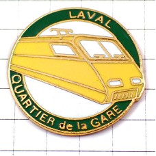 ピンバッジ・黄色い車両ＳＮＣＦ鉄道 LAVAL FRANCE