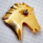 ピンバッジ・金色の馬ゴールド