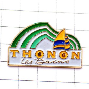 ピンバッジ・トノン＝レ＝バン黄色と青の帆船レマン湖 THONON G8-SUMMIT 2003