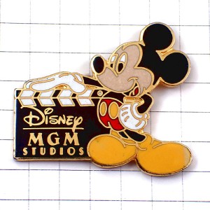 ピンバッジ・ミッキーマウスＭＧＭスタジオ映画カチンコ小道具ディズニー MICKEY MGM CLAP