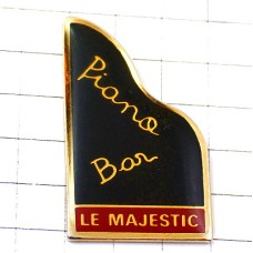 ピンバッジ・ピアノバー音楽パリ楽器ルマジェスティック LE-MAJESTIC PIANO-BAR