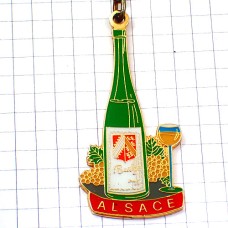 キーホルダー・アルザス紋章ワイン葡萄酒の瓶グラス ALSACE RIESLING