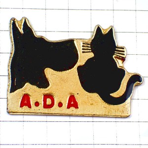 ピンバッジ・黒いネコ猫と犬ＡＤＡ動物愛護