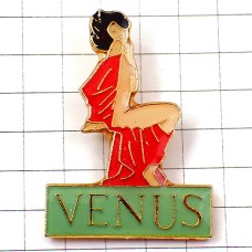 ピンバッジ・ヴィーナス下着ランジェリーヌードの女の子 VENUS