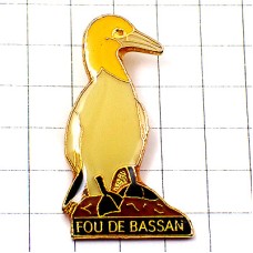 ピンバッジ・シロカツオドリ鳥 FOU-DE-BASSAN