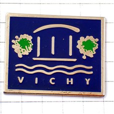 ピンバッジ・ヴィシー水の町 VICHY