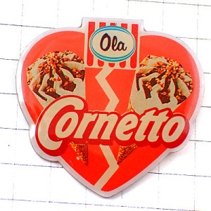 ピンバッジ・アイスクリームお菓子コーン２本 CORNETTO