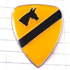 ピンバッジ・黒馬の紋章アメリカ米軍ミリタリー落下傘部隊/1ST-CAVALRY-DIVISION USA