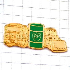 ピンバッジ・大型トラック車BP石油グリーン緑色の缶ブルドーザー重機ゴールド金色 BRITISH-PETROLEUM ENGLAND