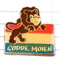 ピンバッジ・オランダの国旗とライオン獅子 GODDE-MOIEN NETHERLANDS