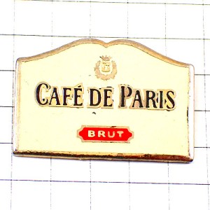 ピンバッジ・カフェドパリお酒ラベル白 CAFE-DE-PARIS FRANCE