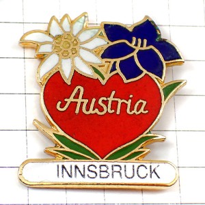 ピンバッジ・オーストリア花エーデルワイス赤いハート型 EDELWEISS INNSBRUCK AUSTRIA