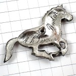 ピンバッジ・駆ける馬ウマうまシルバー銀色 PEWTER SILVER A-R-BROWN HORSE